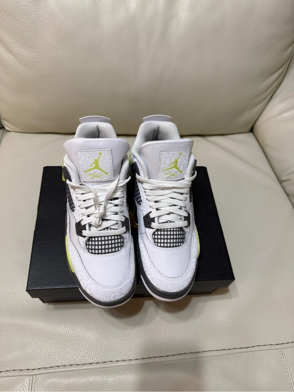 Air Jordan 4 Retro (GS) White/Lemon Twist HJ5990 100 7Y